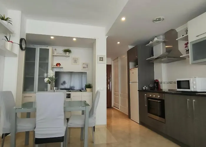 Castillo De Santa Clara Sol Apartment Torremolinos