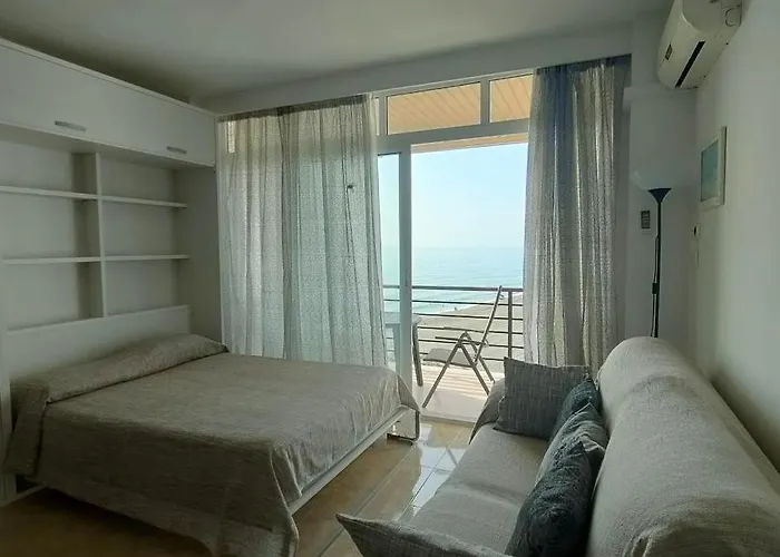 Castillo De Santa Clara Sol Apartment *